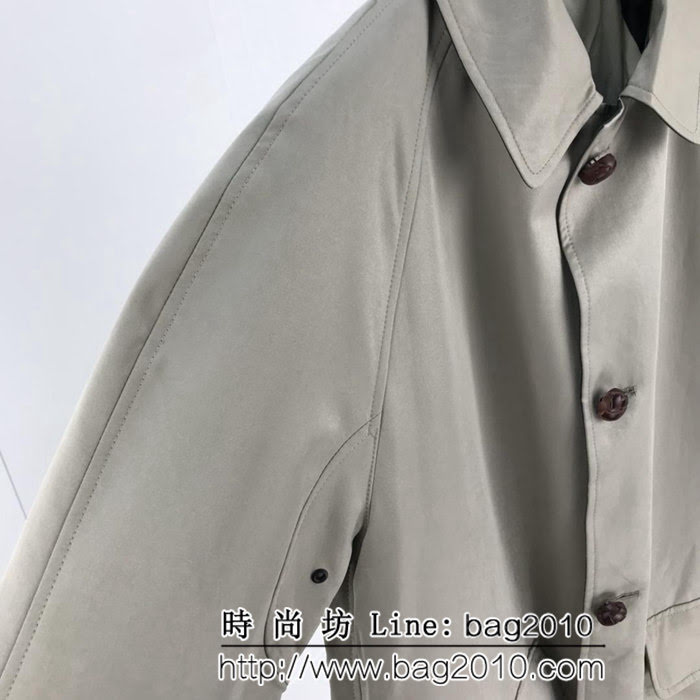 BURBERRY巴寶莉 經典英倫風格 2018新品風衣 男女同款 蠟脂棉質嘎巴甸輕便大衣 ydi2390